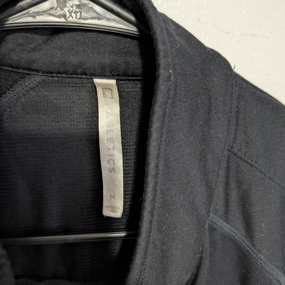 Fabletics Gym Jacket, size medium - Picture 3 of 5